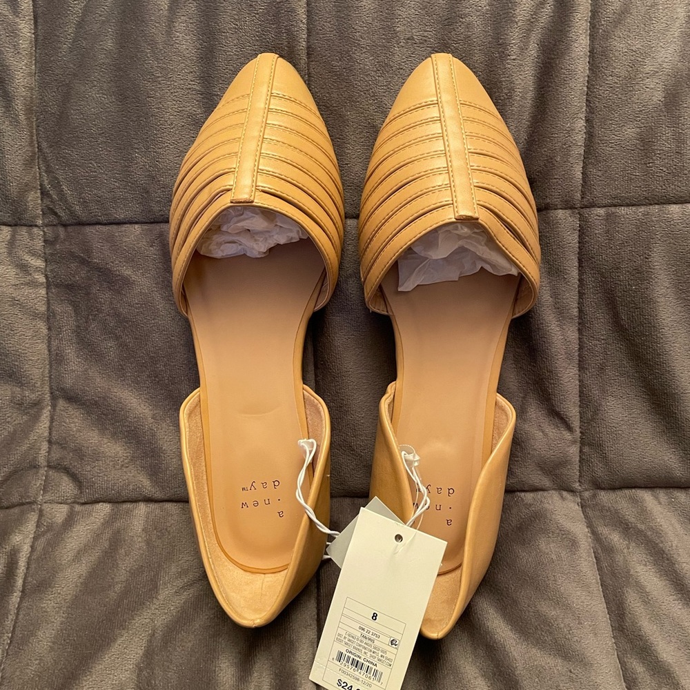 Womens flats